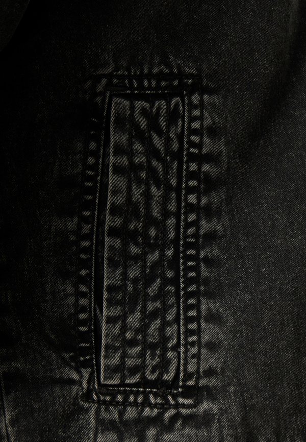 ONLMINNIE - Denim jacket3