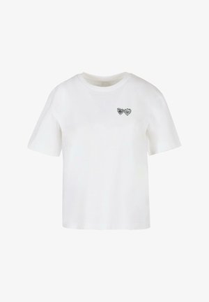 Bela bombažna majica s kratkimi rokavi in okroglo izrezom. Ima dva srebrna srca na levi strani prsnega predela.