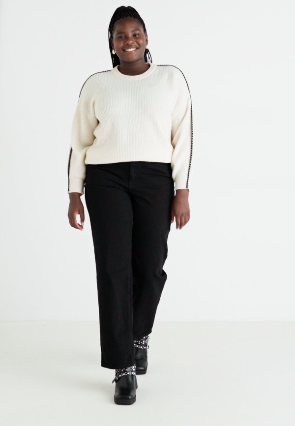 VMCTESSA WIDE - Relaxed fit jeans3