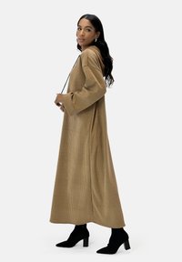 Elara Vestido largo - beige