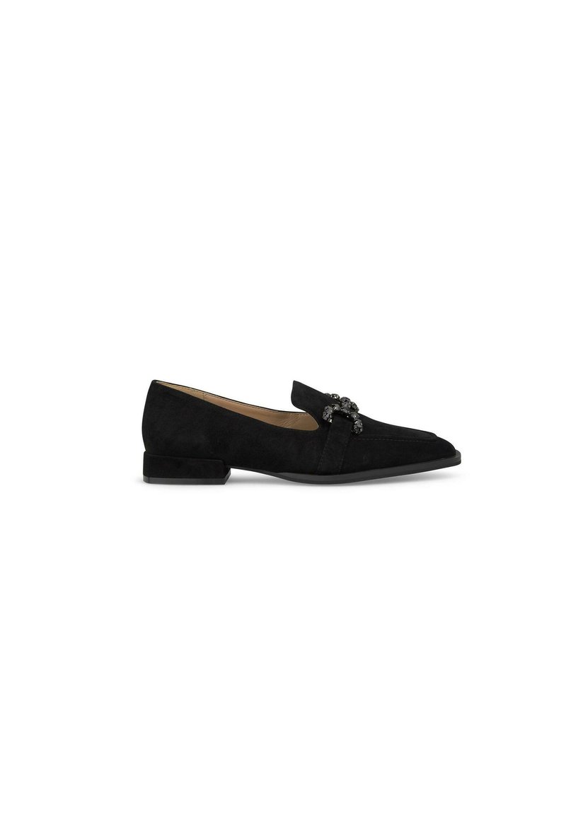 Schwarzer Wildlederloafers mit niedrigem Blockabsatz, spitzer Zehenform und dekorativer Kristallverzierung an der Vorderseite. Glatte Textur und klassisches Design.
