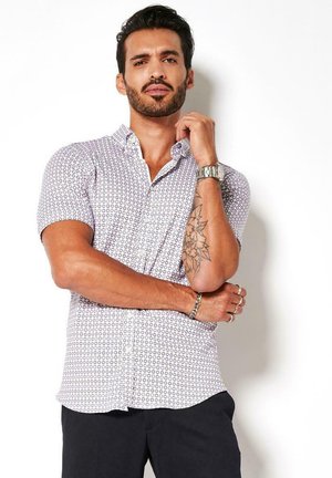 Shirt - white rusty cirlces