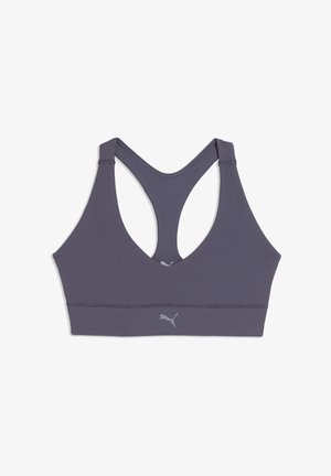 Donkergrijze sportbeha met racerback-design en lichtgrijs Puma-logo op de voorste middenband, weergegeven op een witte achtergrond.