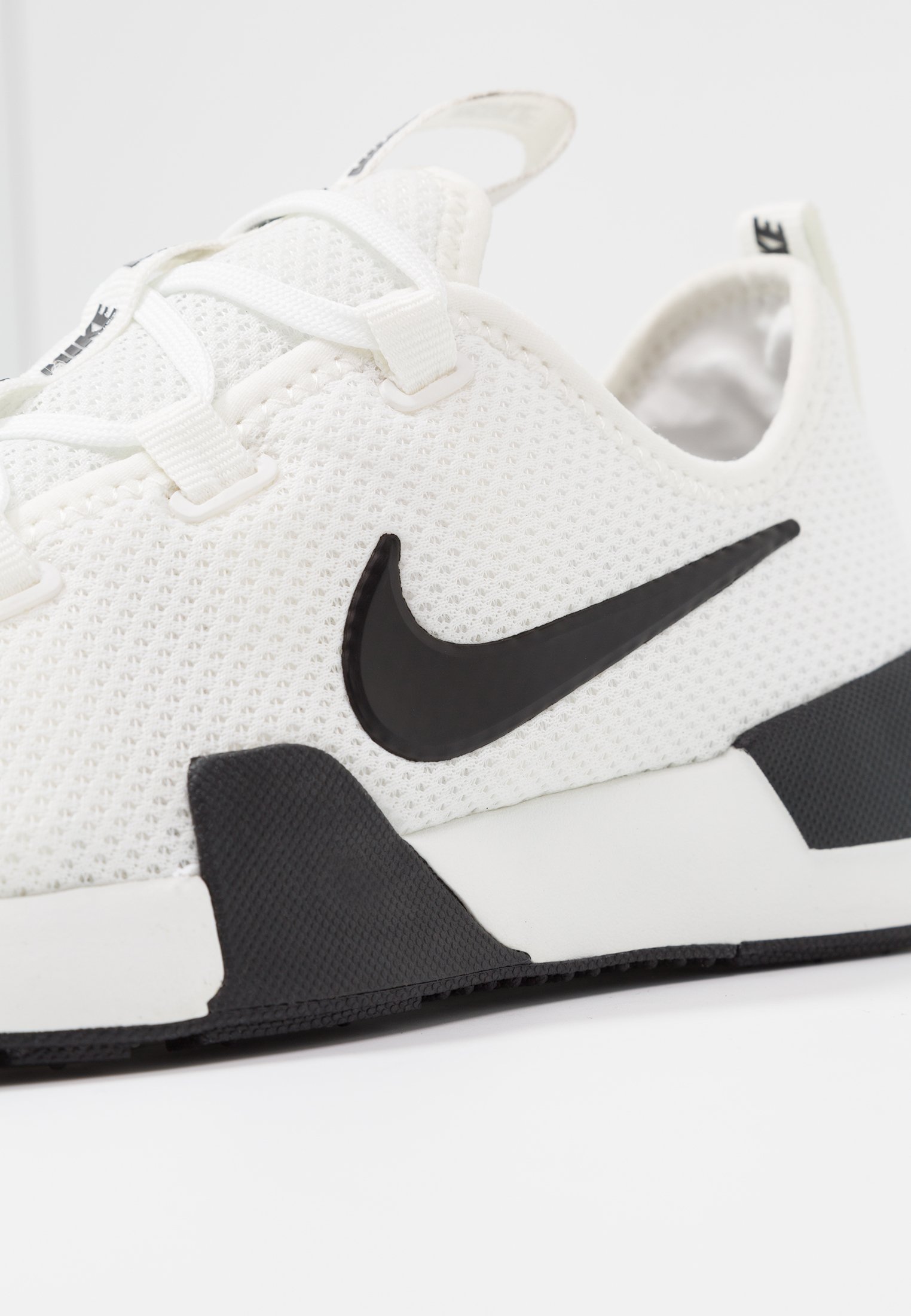 nike epic react size 5