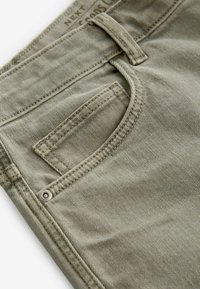 Next REGULAR FIT - Pantaloni scurți - khaki green