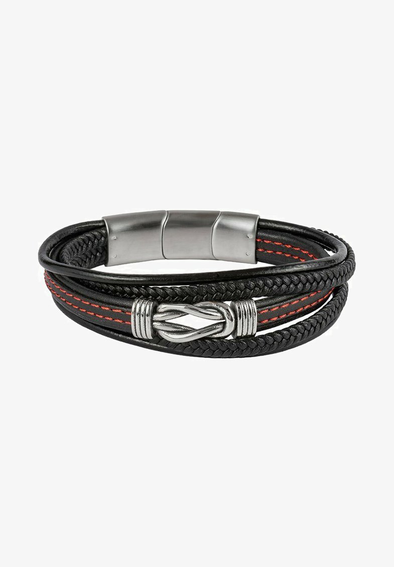 Svart flätad läderarmband med röd sömnad och en silvermetallspänne med en vriden design detaljer.