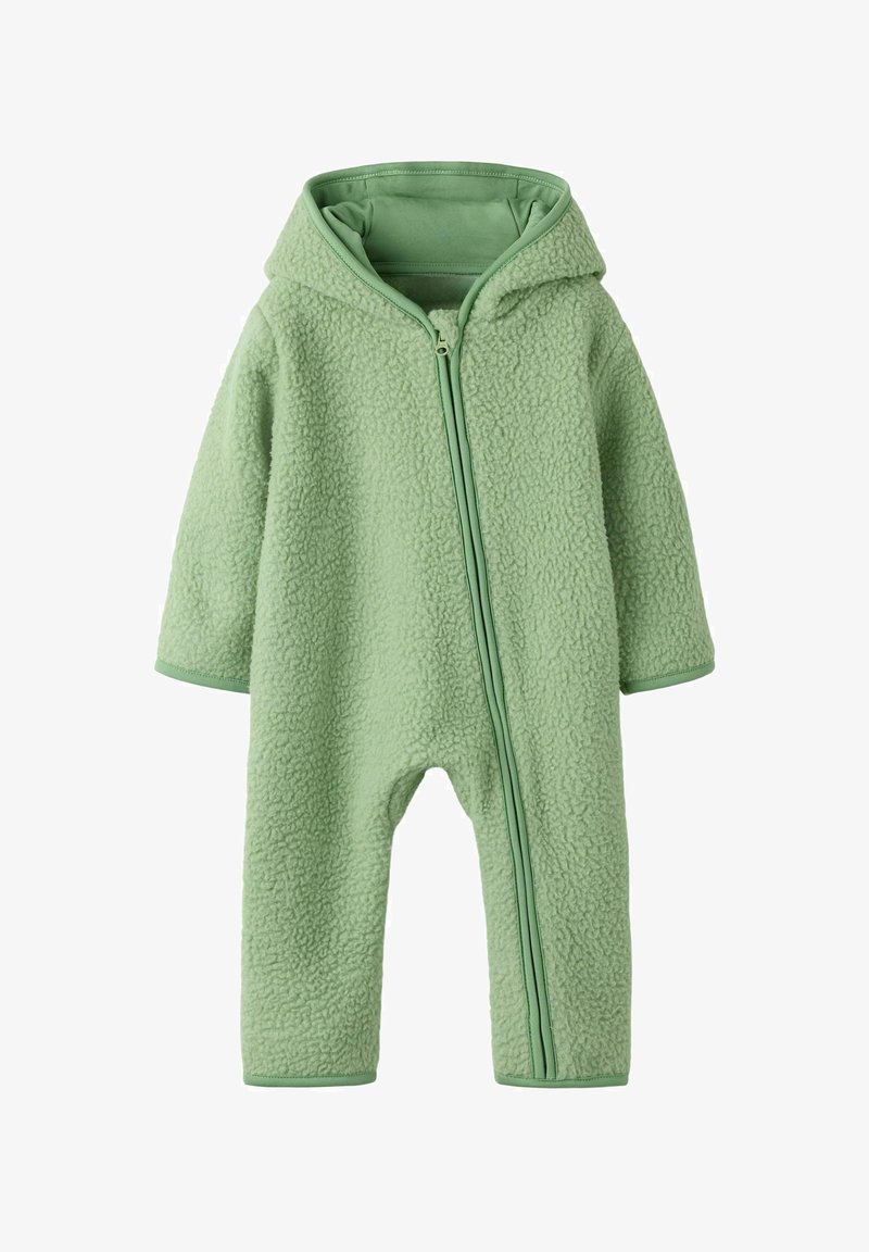 Combinaison polaire bébé verte douce à capuche, avec fermeture éclair devant et manches longues, conçue pour la chaleur et le confort.