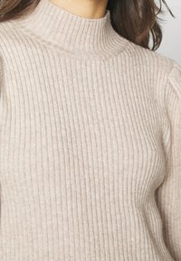 ONLY Petite Strickpullover - brown