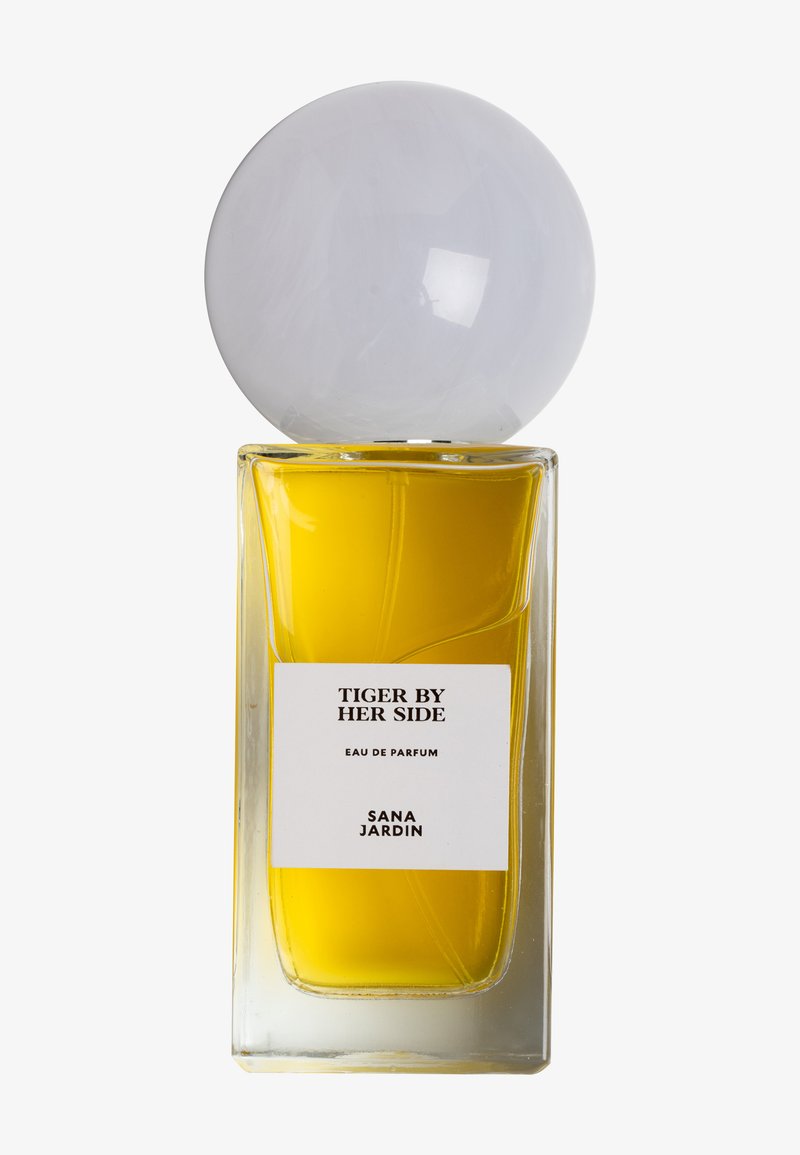 Sana Jardin - TIGER BY HER SIDE - Parfum, Agrandir