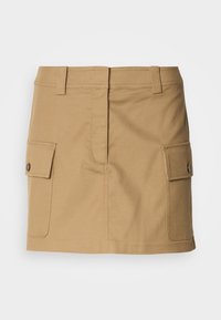 Khaki bomullsskjørt med høy midje, to sidelommer med klaffelukking og rett snitt. Holdbart stoff med en glatt tekstur.