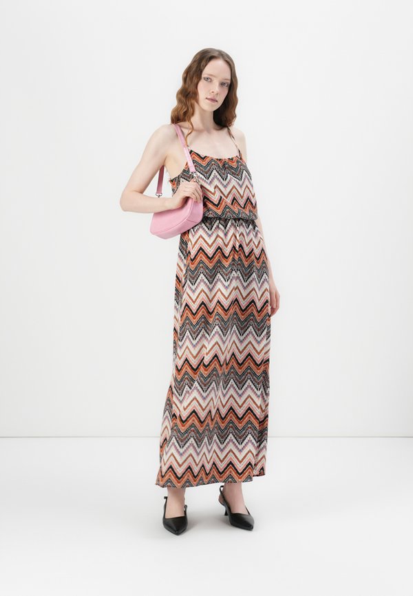 ONLWINNER - Maxi dress - cloud dancer2