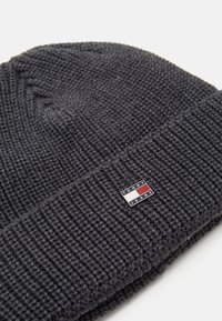 Tommy Jeans HERITAGE SHORT BEANIE UNISEX - Kapa - dark grey heather