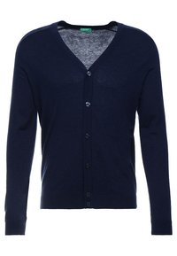 Mörkblå cardigan i mjukt material, med V-ringning, långa ärmar och sex knappar fram. Slät textur, mångsidig design.