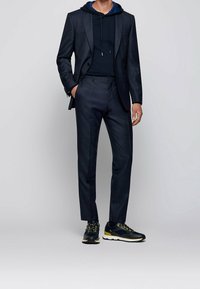 BOSS Felpa con cappuccio - dark blue