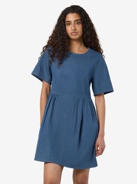 Noisy May Džinsinė suknelė - medium blue denim
