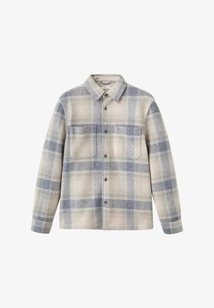 Karirana košulja u bež i plavim nijansama, napravljena od mekane vune. Ima kopčanje s dugmadima sprijeda, dva džepa na grudima i duge rukave.