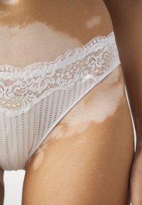 Chantelle MARILYN BRIEF - Slip - white