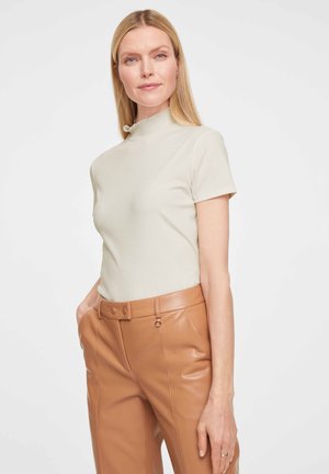 Basic T-shirt - white