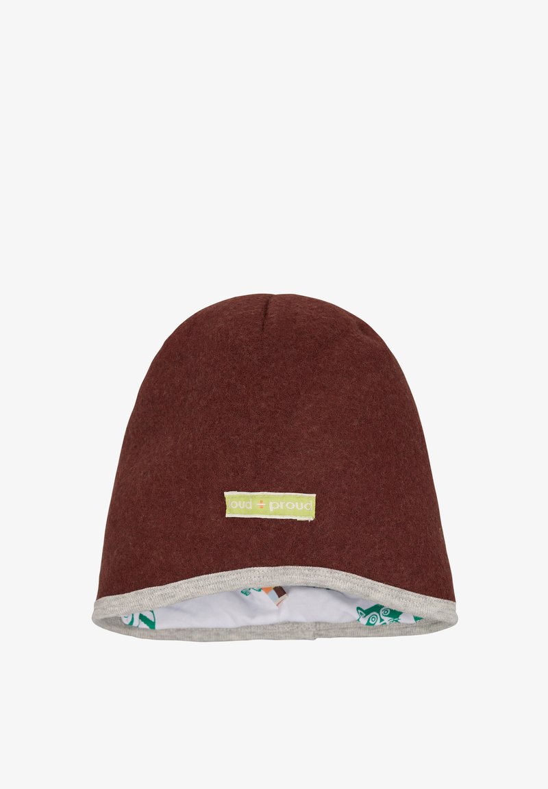 Beanie di feltro marrone con un interno grigio chiaro. Presenta un piccolo etichetta verde sul lato. Forma semplice e arrotondata con una texture liscia.