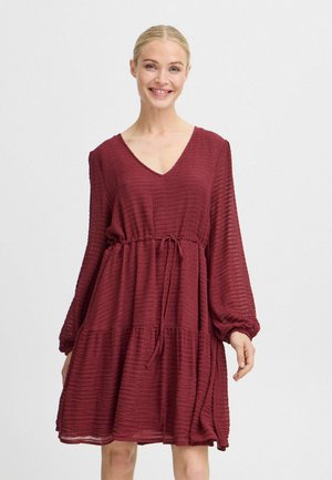 BYHELIA - Robe de jour - pomegranate