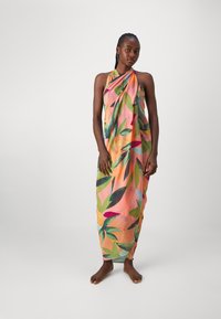 Pieces PCBANINNA SARONG - Complementos de playa - myrtle/tropical watercolor