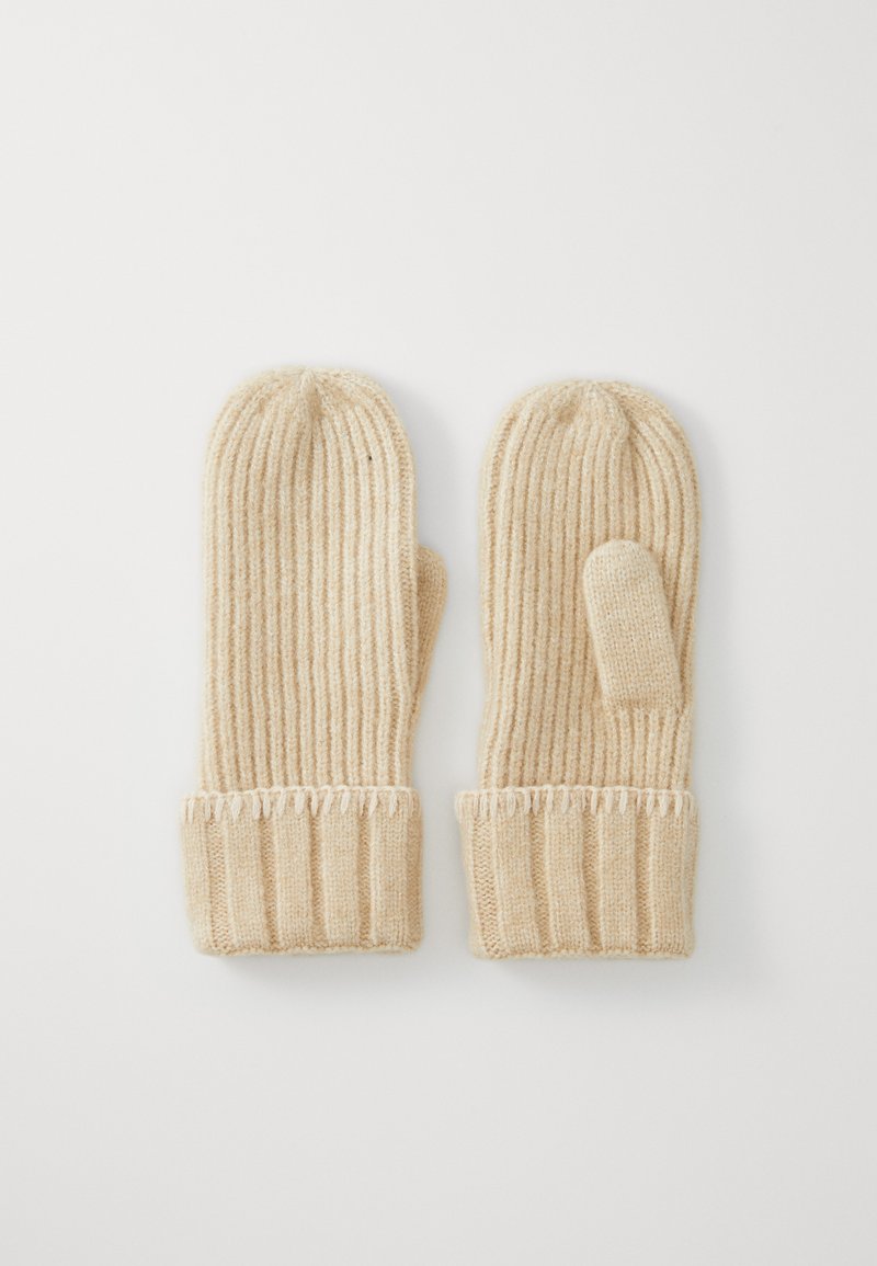 Moufles en tricot beige avec des poignets côtelés, présentant une texture cozy et une ouverture pour le pouce. Le design est simple et chaleureux.