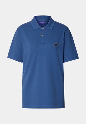 Blaues Poloshirt aus Baumwolle mit klassischem Kragen, zwei Knopfverschluss und gesticktem Logo auf der linken Brust. Kurzärmelig.