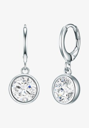 Sudraba riņķveida auskari ar lielu, apaļu caurspīdīgu dārgakmeni, ko ieskauj gluda apmale. Dizainam ir pulēta virsma un droša sprādze.