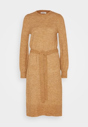 Long-sleeved, knee-length dress in a textured mustard knit, featuring a round neck and a matching belt at the waist for added shape.