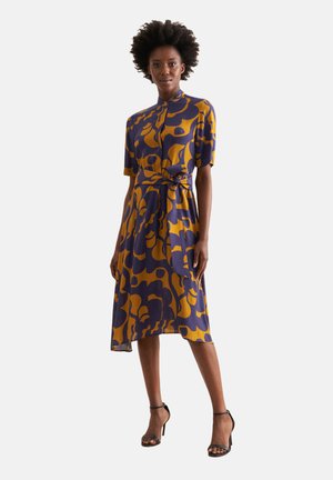 REGULAR - Shirt dress - yellow