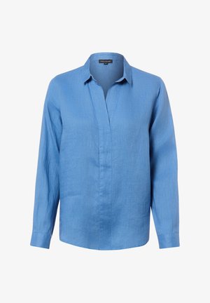 Niebieska lniana koszula z długim rękawem, kołnierzykiem i krytą plisą na guziki, wyświetlona na białym tle.