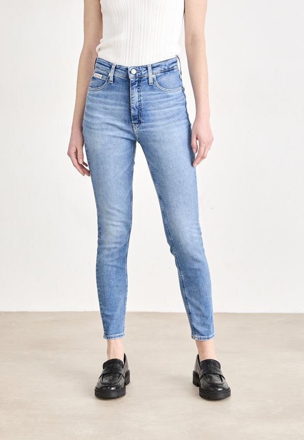 HIGH RISE SUPER SKINNY ANKLE - Jeans Skinny Fit - denim light