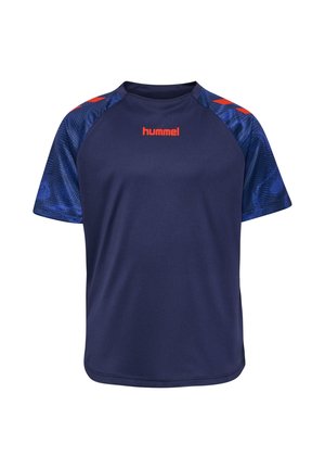 Mørkeblå sportst-shirt med mønstrede mørkeblå ærmer og rød "hummel"-logo på brystet samt røde chevrons på skuldrene.
