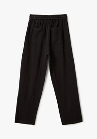 Sorte, teksturerede bukser med elastisk talje. Har to frontlommer. Lige ben-design, lavet af et let og åndbart materiale.