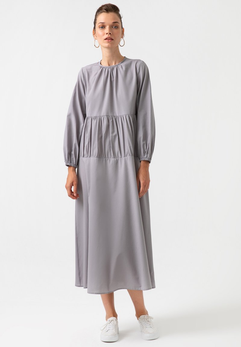 Damen Freizeitkleider | Touché Privé SHIRRED Freizeitkleid grey/grau - TZ46637 Damen Freizeitkleider | Touché Privé SHIRRED Freizeitkleid grey/grau - TZ46637