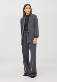 Terranova APERTO CON MANICA A TRE QUARTI - Blazer - grigio scuro melange