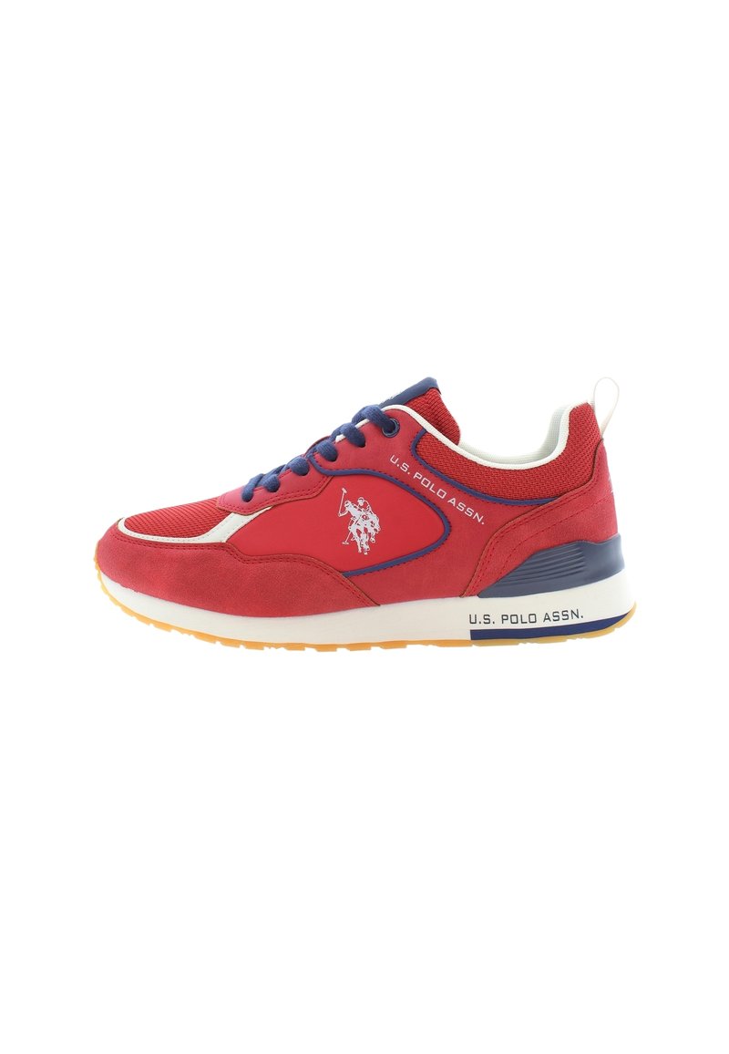 Piros velúr sneaker fehér és kék mintával. Kék fűzőkiemelés, logó az oldalán, valamint gumitalp textúrázott mintázattal.