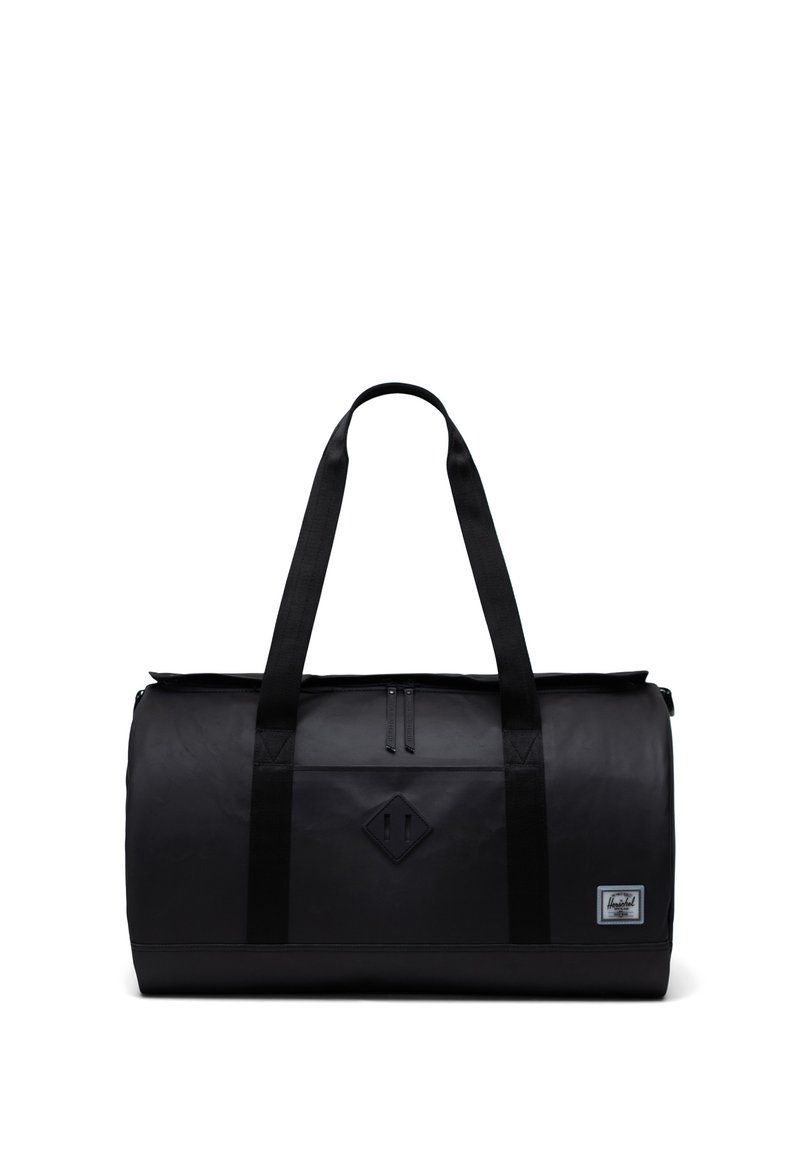 Borsa duffel nera con doppi manici superiori, chiusura con zip, superficie liscia, forma rettangolare e un patch con logo a forma di diamante sul davanti.
