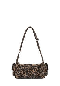 Borsa a spalla in tessuto leopardato nei toni del marrone e del nero, con una lunga tracolla, chiusura con zip superiore e tasca frontale con logo discreto.