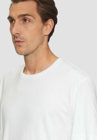s.Oliver - T-shirt basic