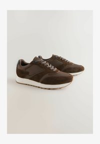 Non sélectionné, brown