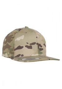Kamufleret baseballcap lavet af stof, med et struktureret design, flad skygge og en blanding af grønne, brune og creme farver.