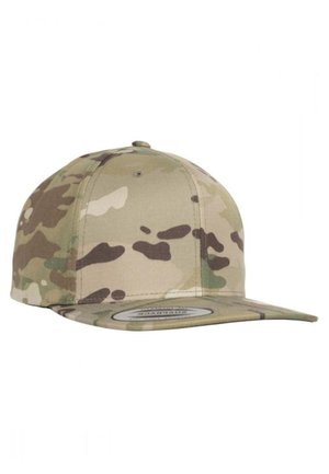 Kamufleret baseballcap lavet af stof, med et struktureret design, flad skygge og en blanding af grønne, brune og creme farver.