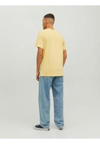 Jack & Jones JJE TEE  O-NECK  - T-shirt basic - jojoba