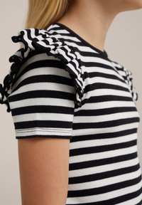 WE Fashion Camiseta estampada - black