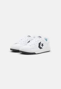 Converse PRO BLAZE V2 UNISEX - Sneaker low - white/black/weiß - Zalando.at