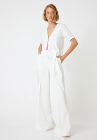 Koton SHORT SLEEVE - Cardigan - white