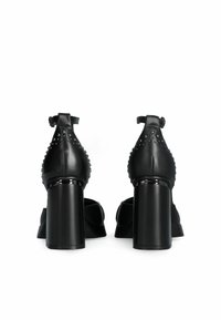 LIU JO TWO-PIECE COURT WITH STUDS  - Decolleté - black