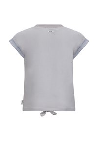Jasnoszara bluzka z krótkim rękawem, z podwiniętymi mankietami, okrągłym dekoltem, detalem w postaci wiązania z tyłu oraz małą, wplecioną metką przy dekolcie. Wykonana z miękkiego materiału bawełnianego.