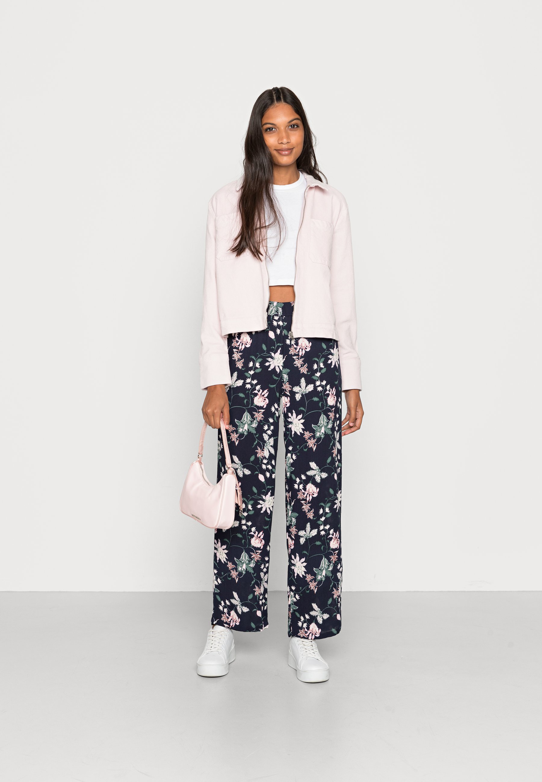 Vero Moda VMJENNY WIDE LEG PANT - Pantaloni - navy blazer/jina/blu scuro -  Zalando.it